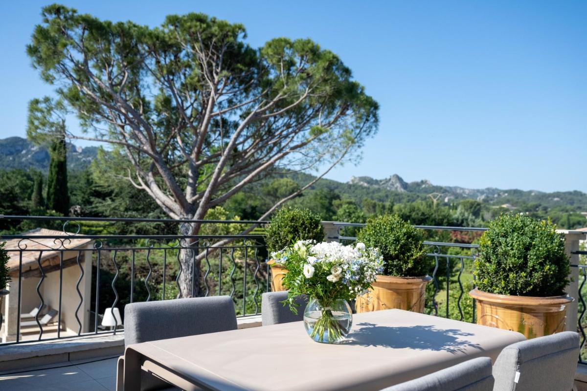 Vue générale sur la montagne ou vue sur la montagne depuis l'hôtel