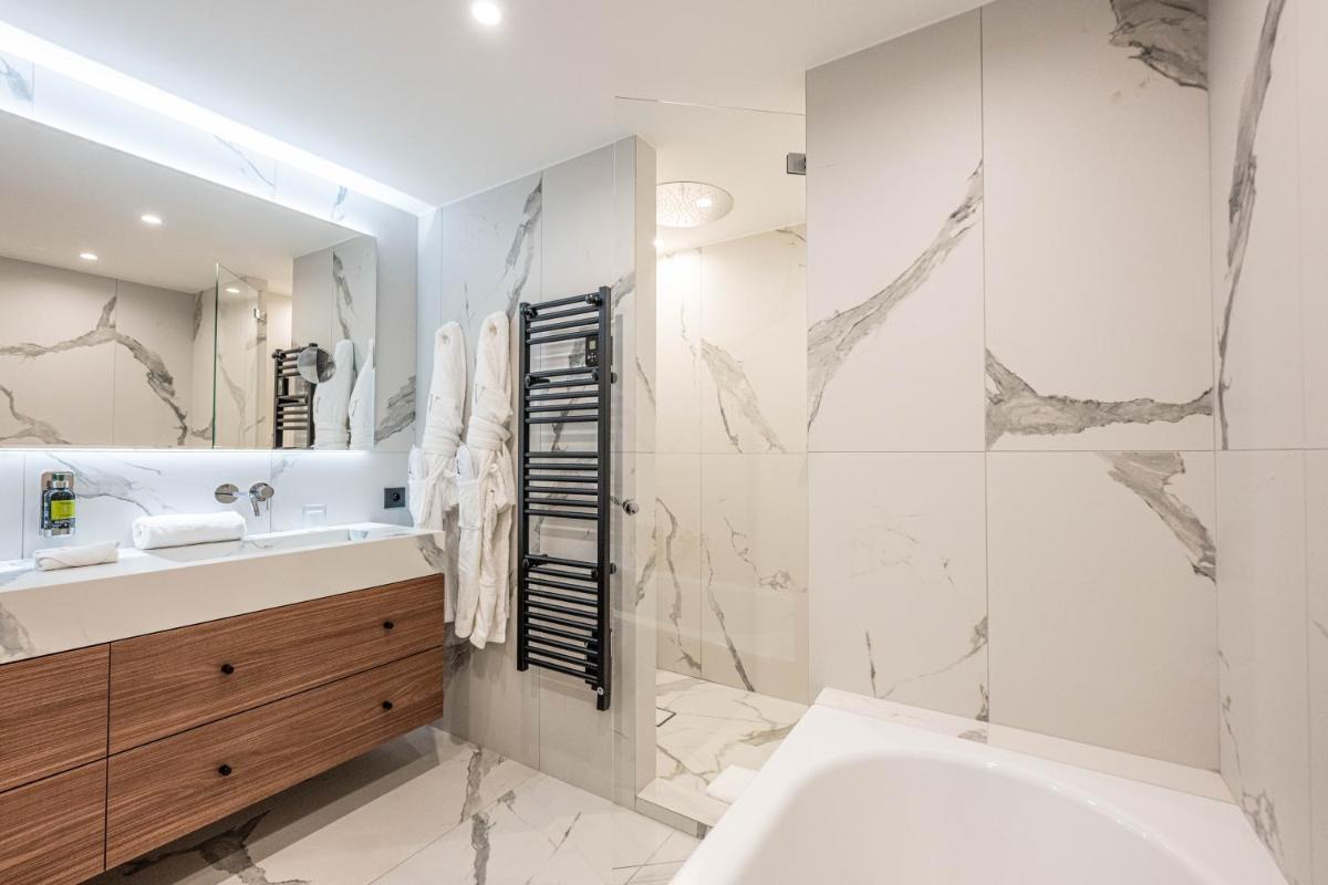 Salle de bains dans l'établissement Le Vallon de Valrugues Hotel Spa & Villas
