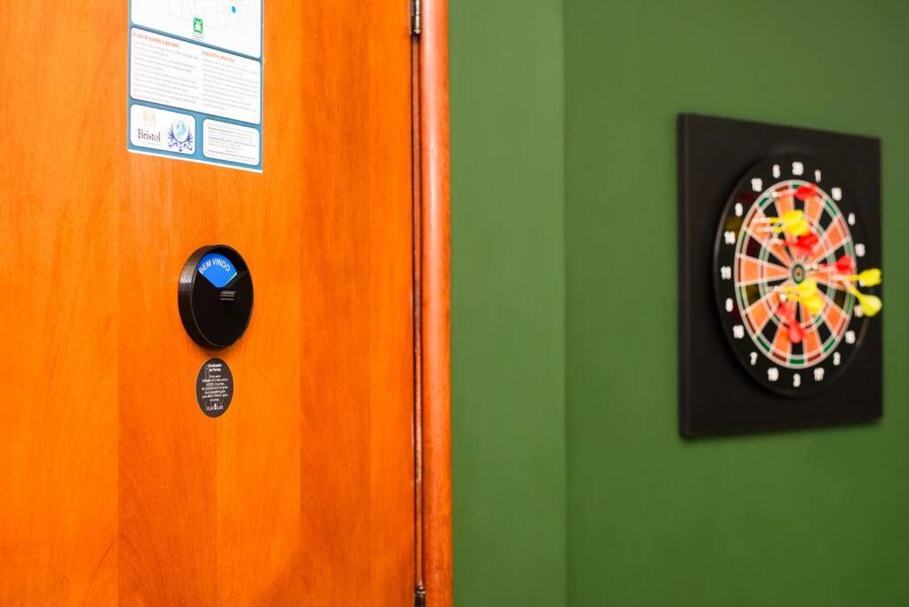 Apto Londrina Flat Hotel 902, c jacuzzi, 43 m2 - Housity