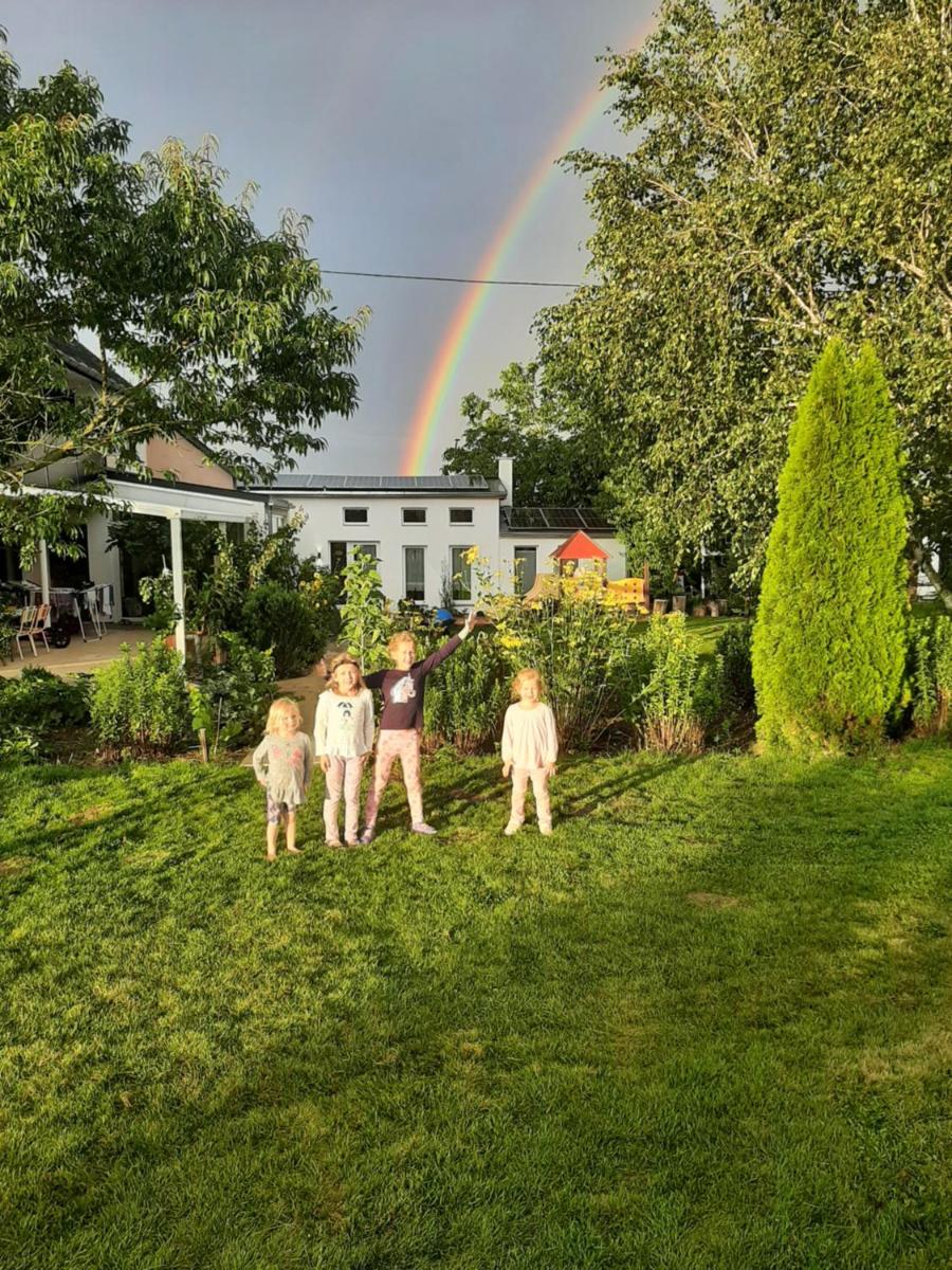 Chalet im Spiel- und Obstgarten - Housity