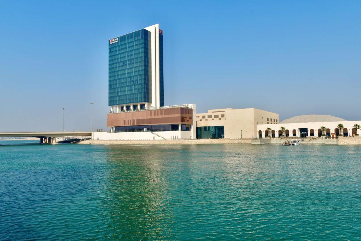 Hilton Garden Inn Bahrain Bay - Housity
