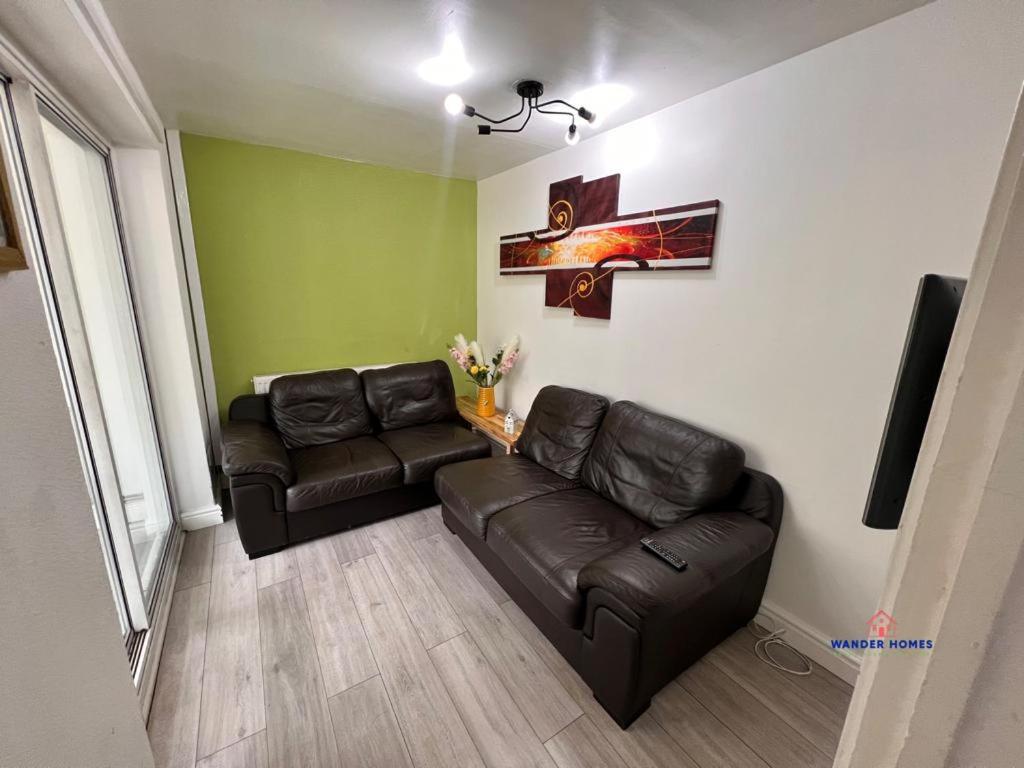 Ensuite Rooms Birmingham Underwood Close - Housity