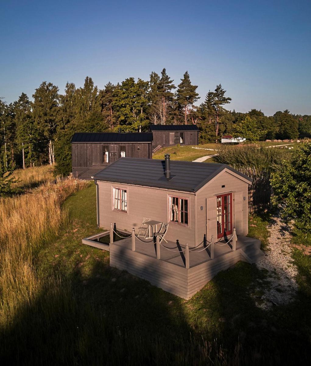 Ragnar Glamp Milzkalne Forest - Housity