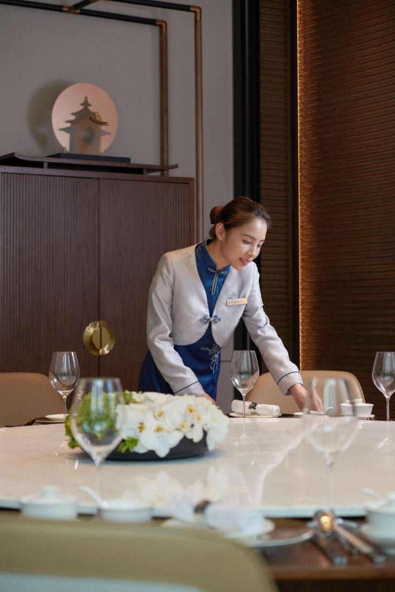 Hilton Changsha Riverside - Housity