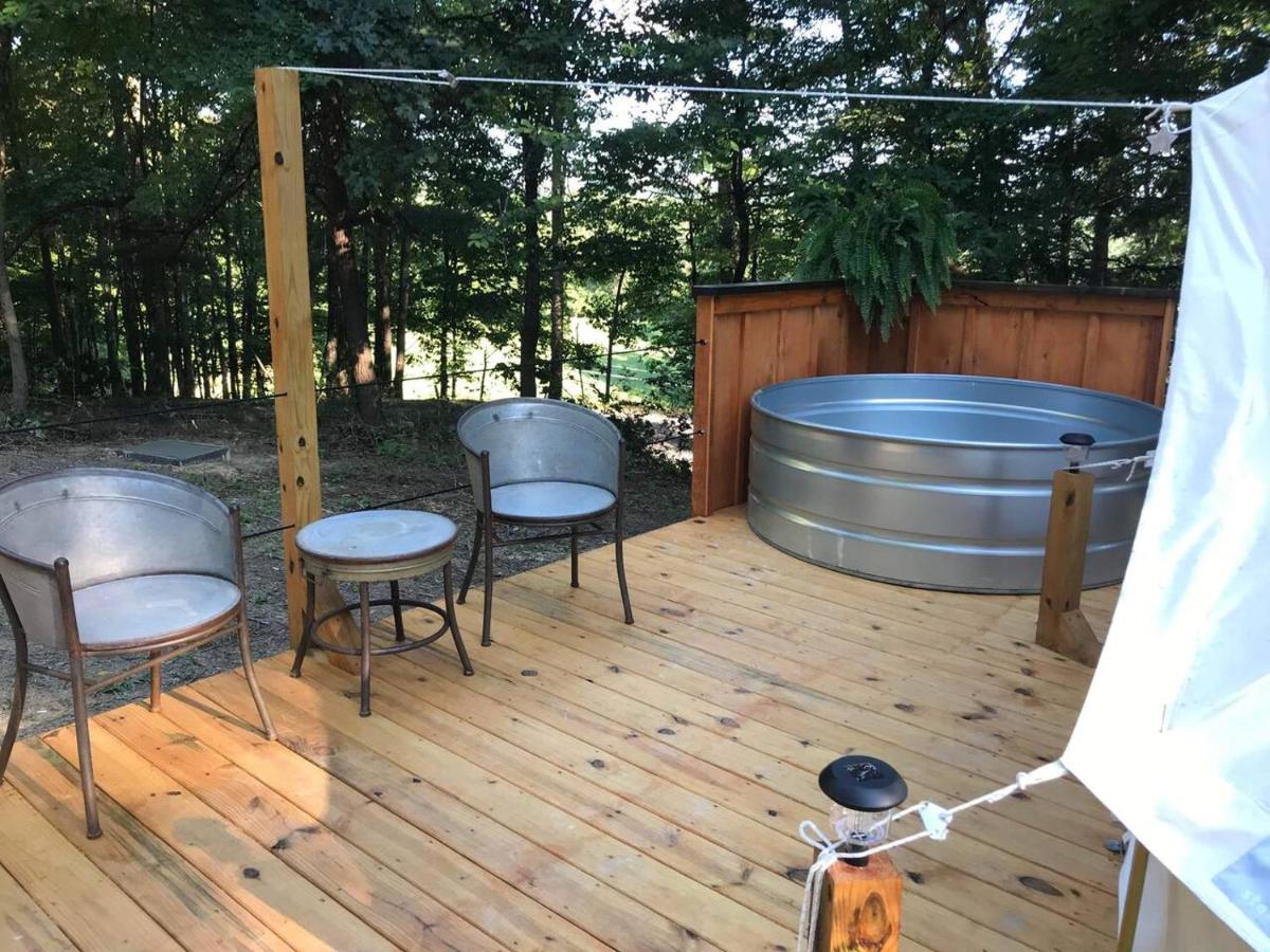 Bee Glamping Farm - Housity