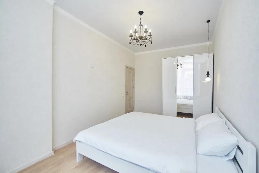 Black Sea Luxury apartment in Arcadia - Hizvo