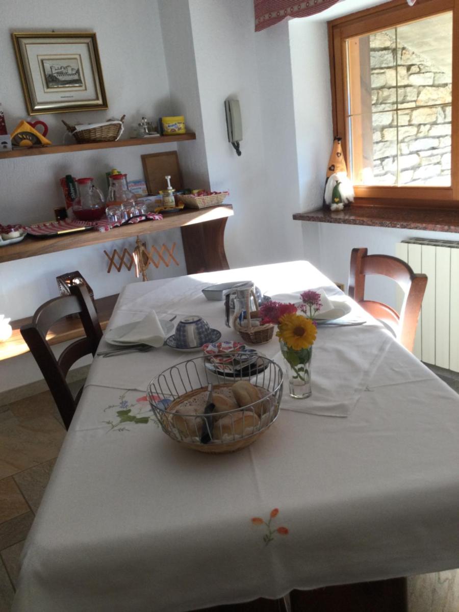 B&B Les Fleurs - Housity