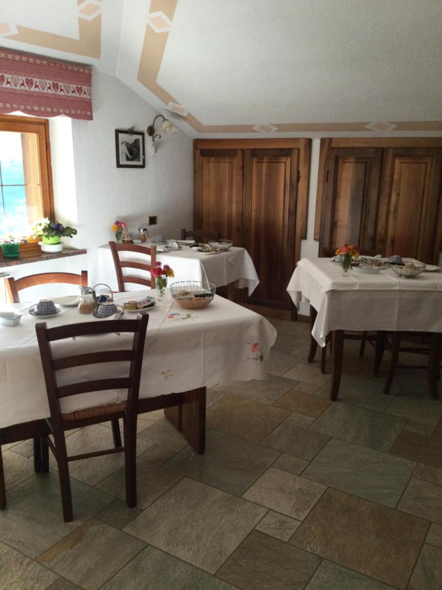 B&B Les Fleurs - Housity