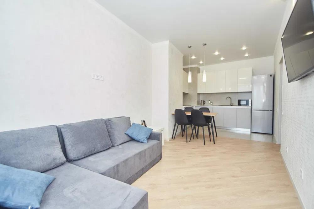 Black Sea Luxury apartment in Arcadia - Hizvo