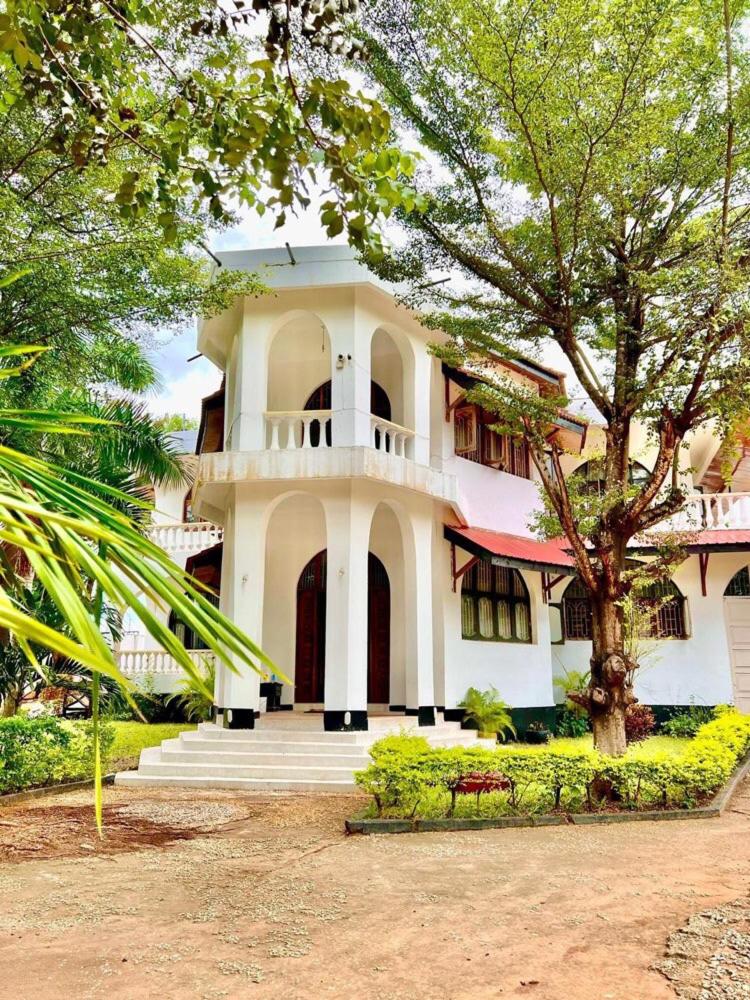 Tanzikaya Lodge - Housity
