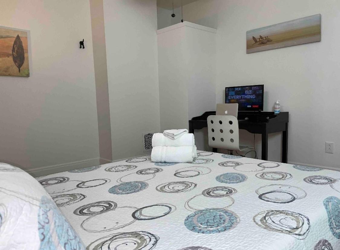 Home near University City - Housity