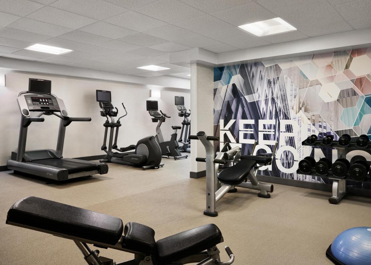 SpringHill Suites by Marriott San Antonio Downtown-Riverwalk Area - Housity