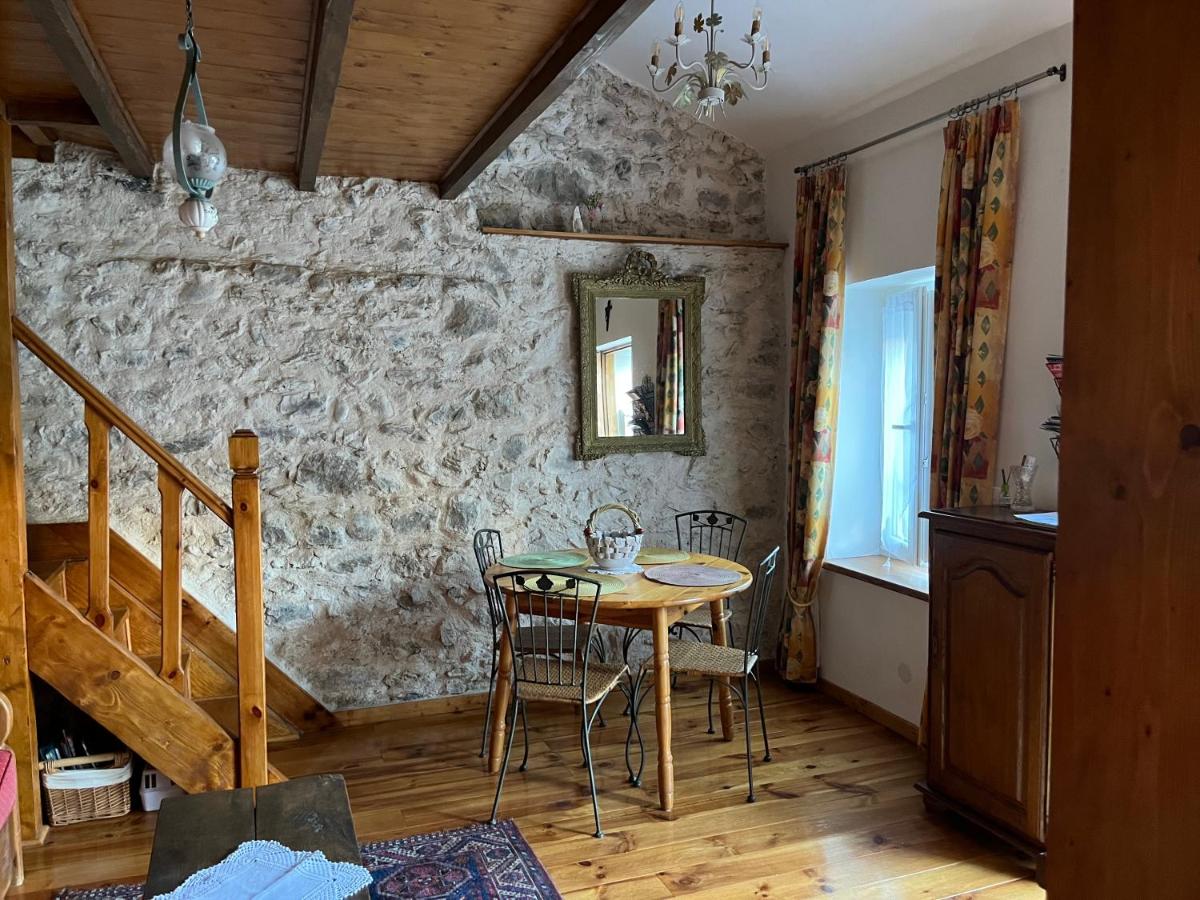 BASIA, Lourdes - centre , quartier historique Sanctuaires a 7 min a pied - Housity