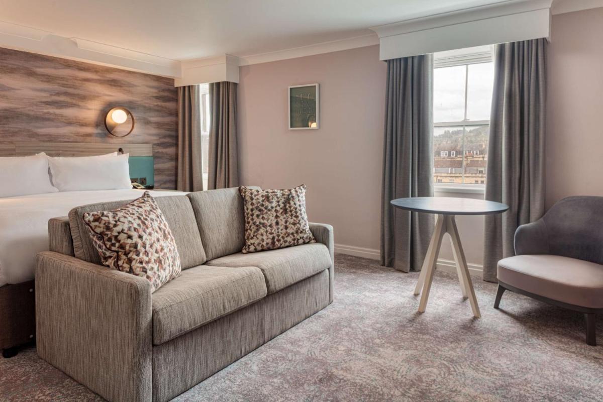 DoubleTree by Hilton Bath - Housity