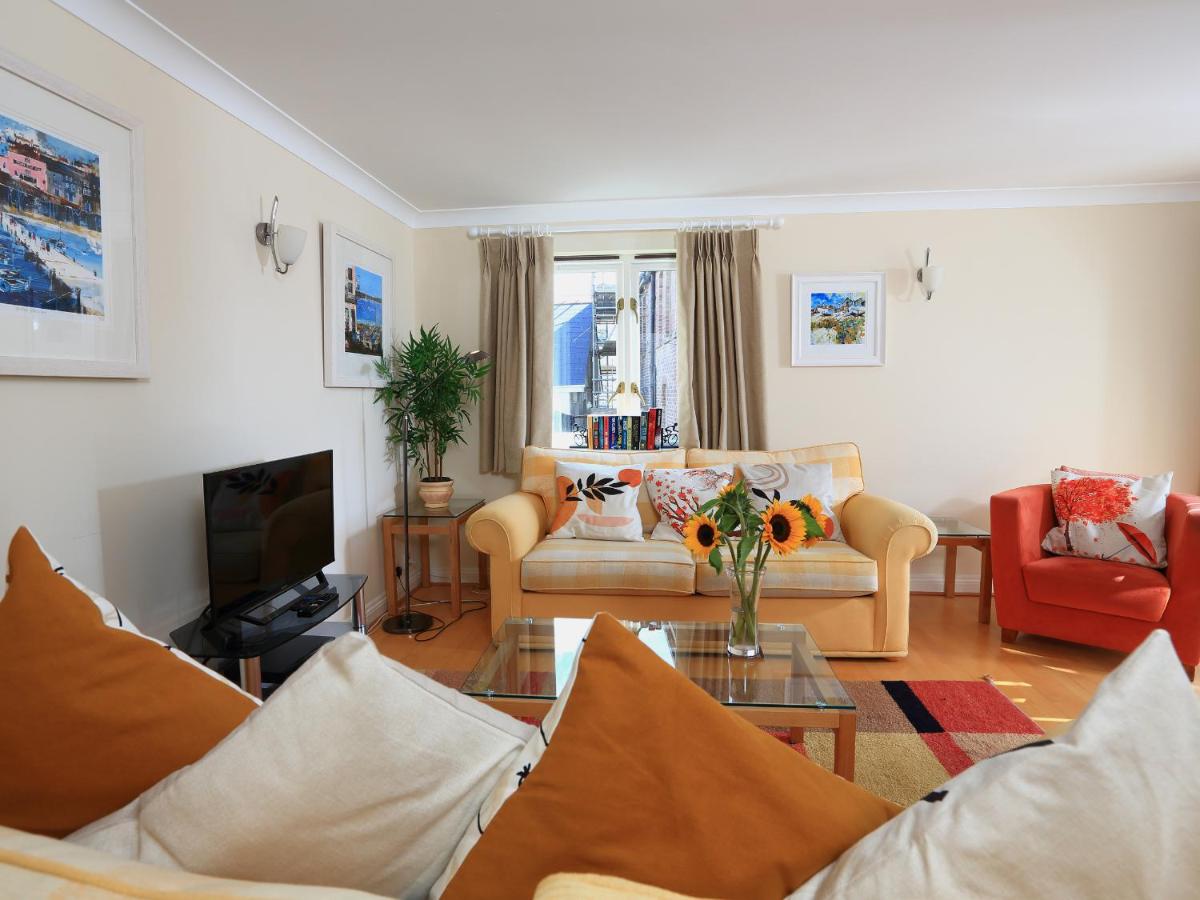 9 Dartmouth House - Housity