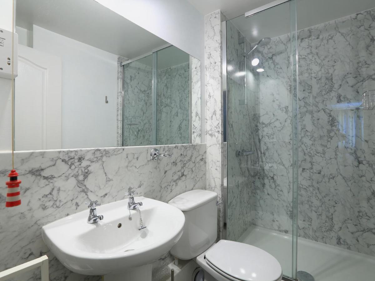 9 Dartmouth House - Housity