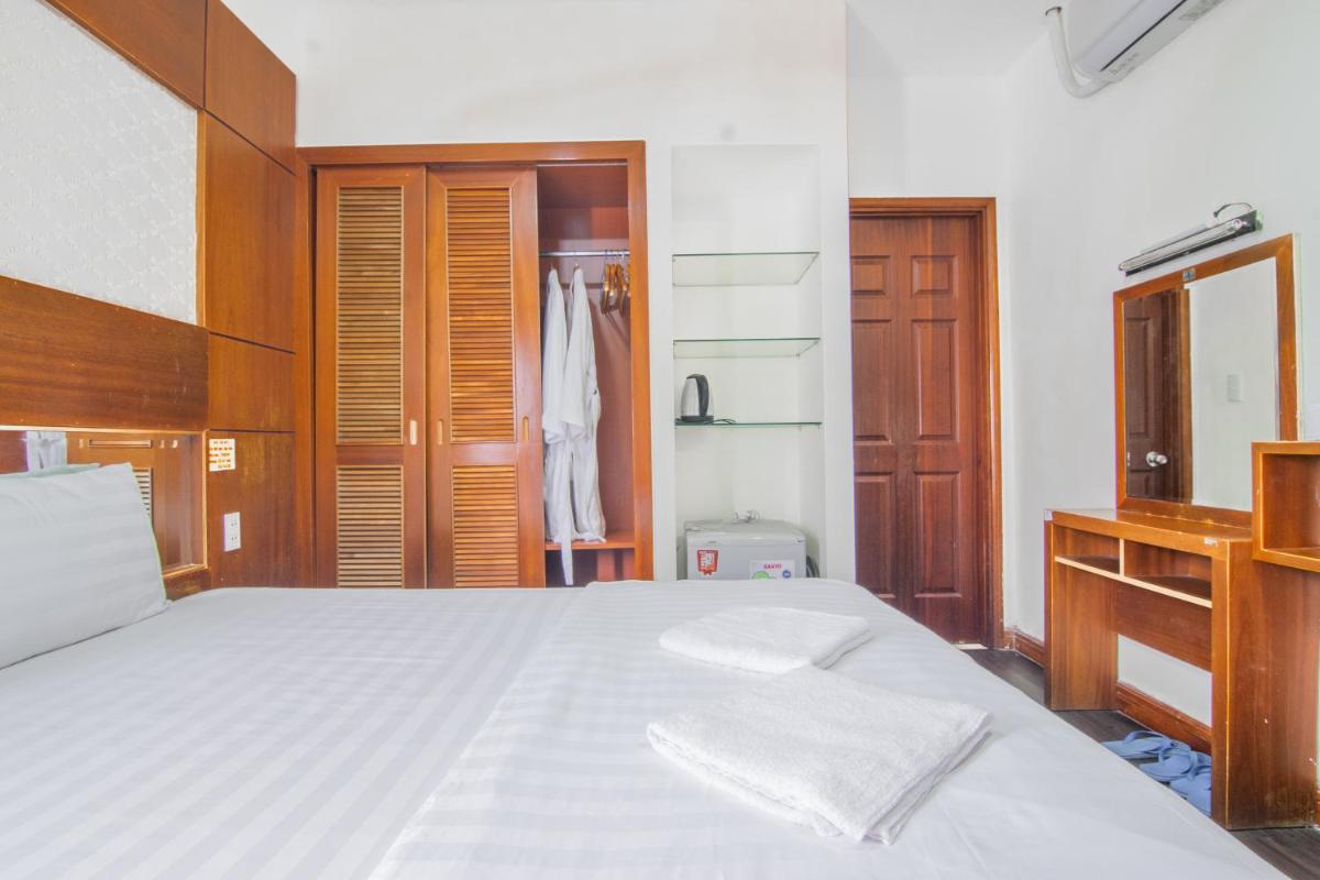 Ngọc Tùng Hotel - Housity