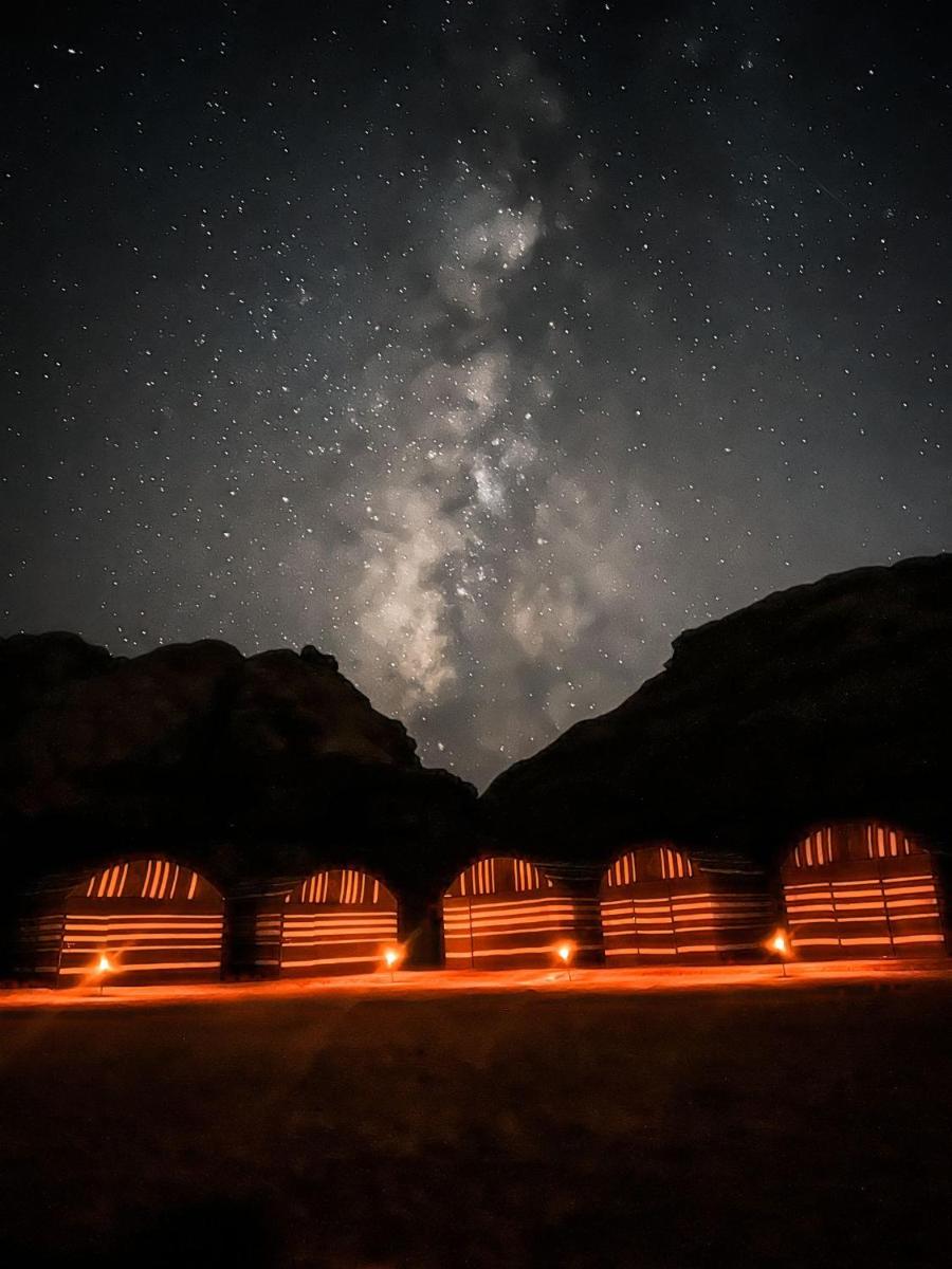 Bubbles Oasis Camp Wadi Rum - Housity
