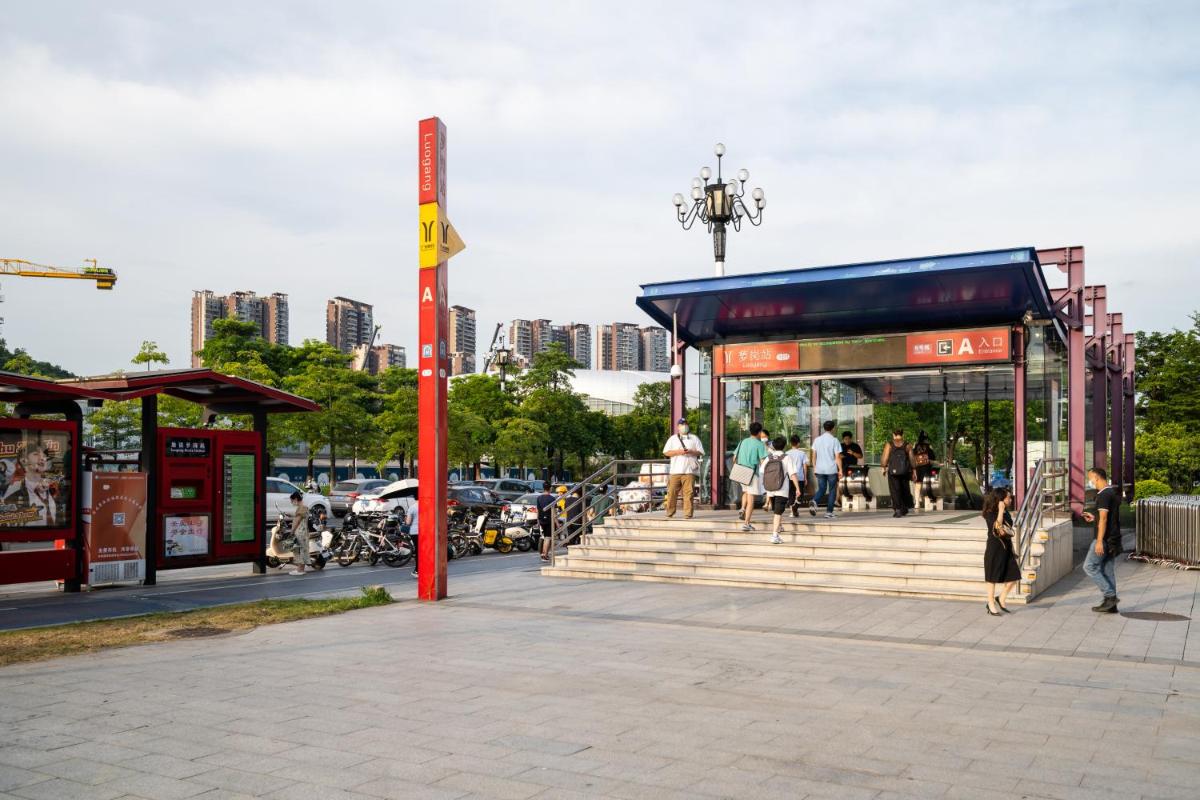 Livetour Hotel Luogang Science City Guangzhou - Housity