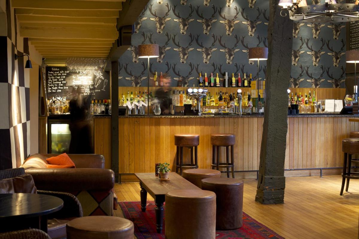 The Broadway Hotel - Housity
