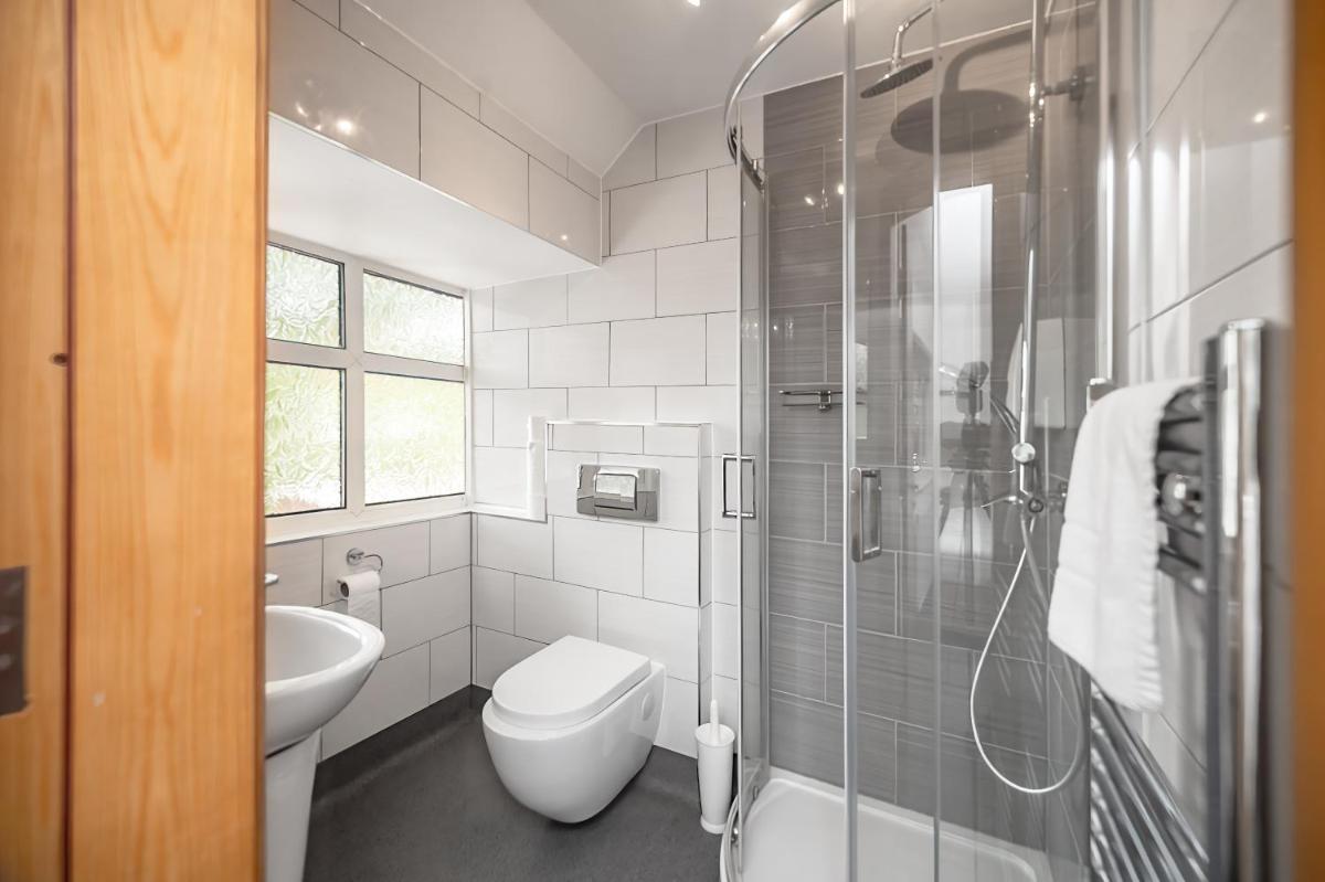 Flexistay Aparthotel Sutton - Housity