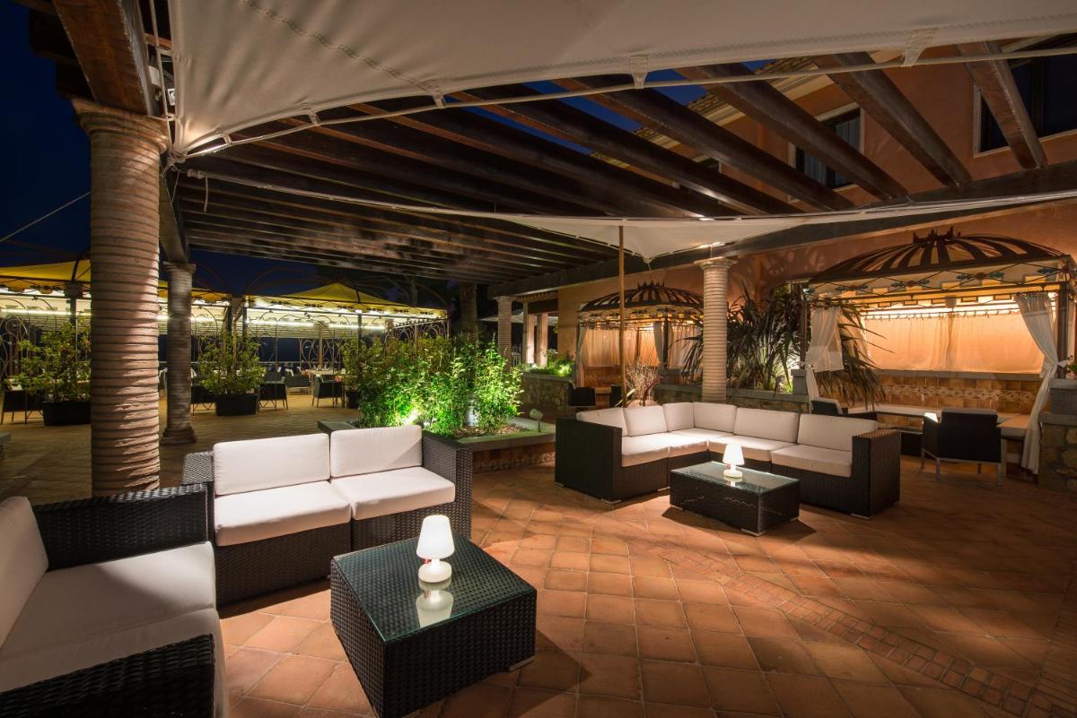 Zona de estar de Hotel Cala del Pi - Adults Only