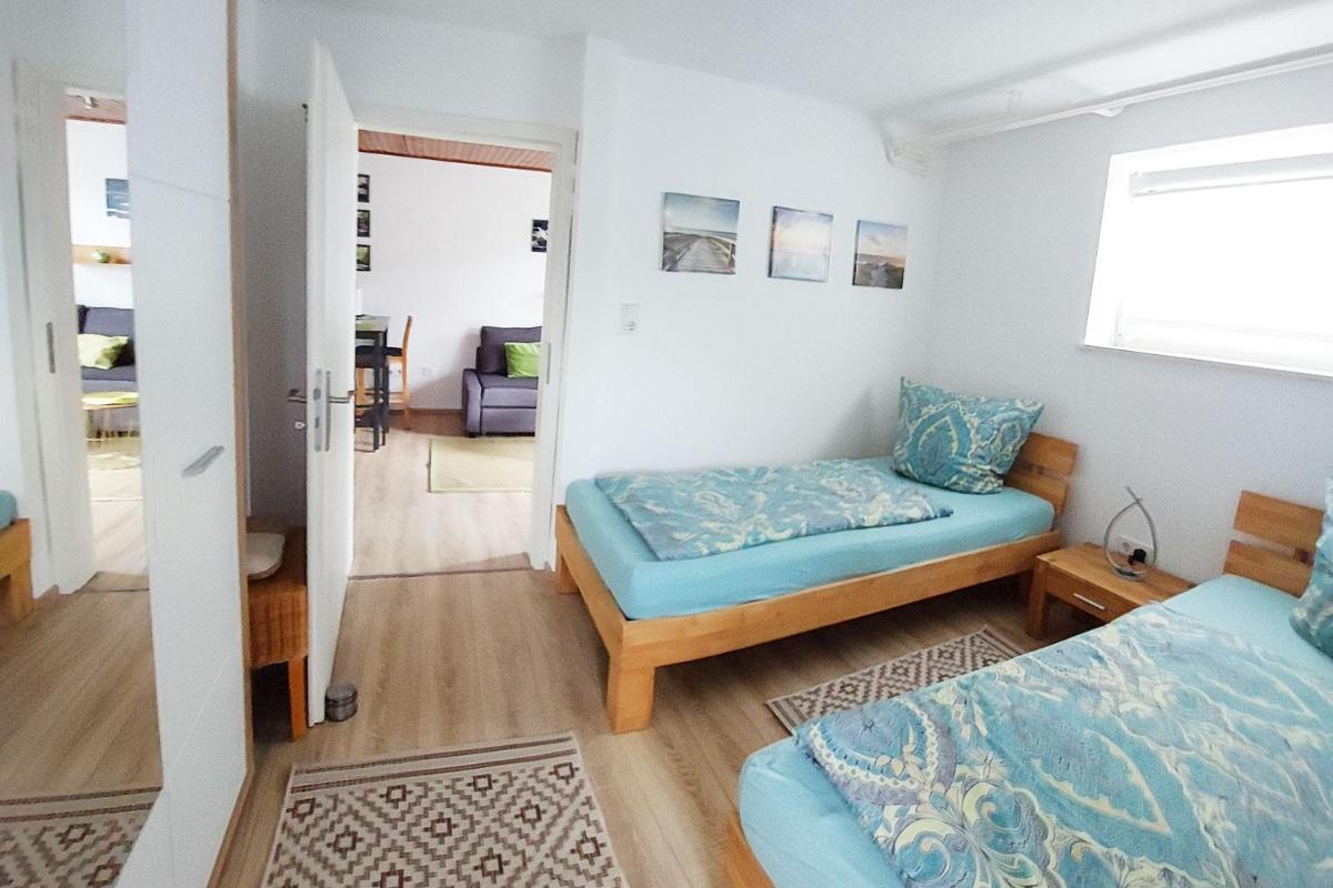 Apartment Meerbusch - Housity