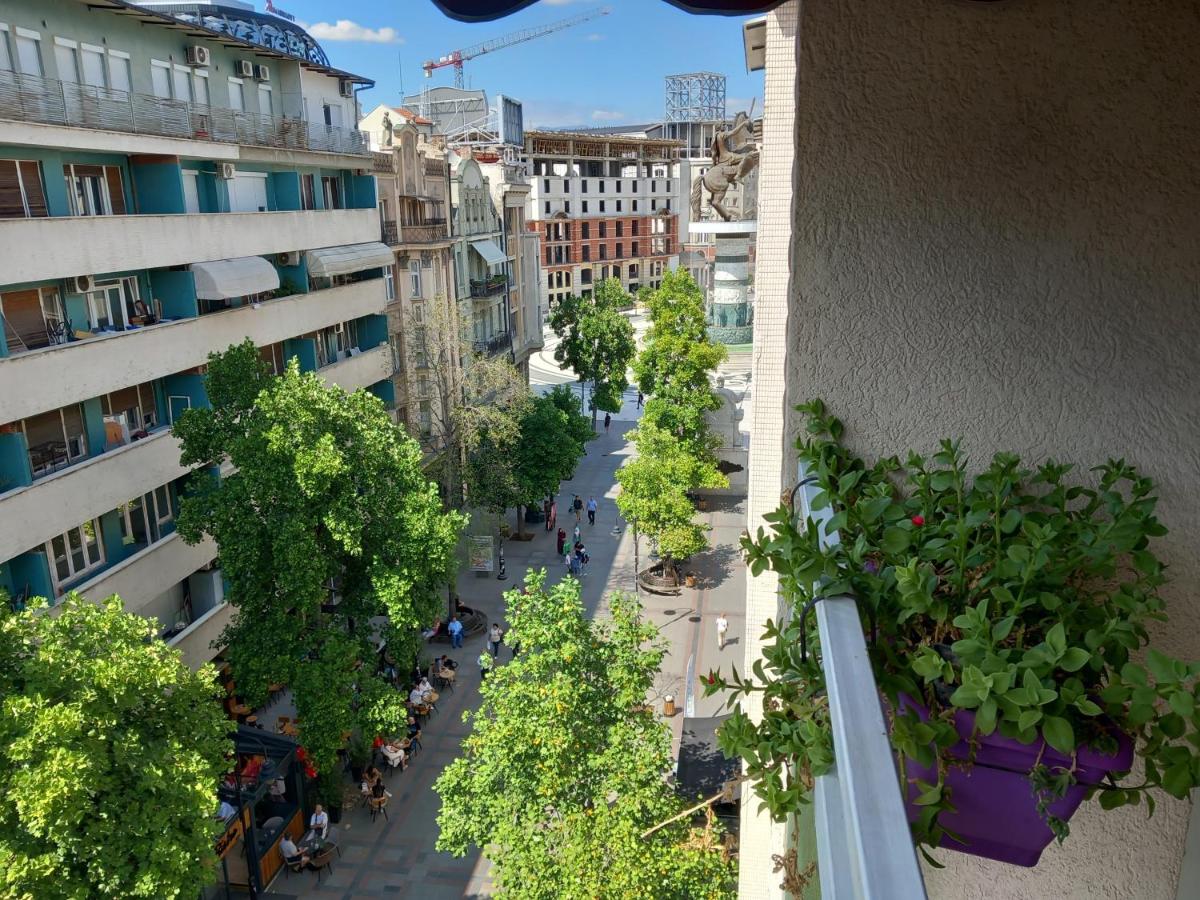 Adriana's Apartment - Housity