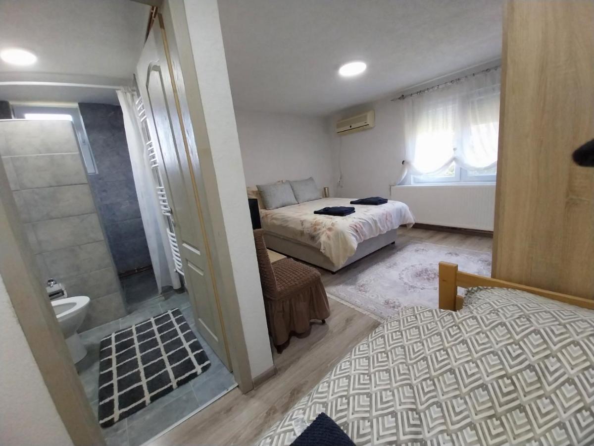 Vinarija Stojanovic - Housity