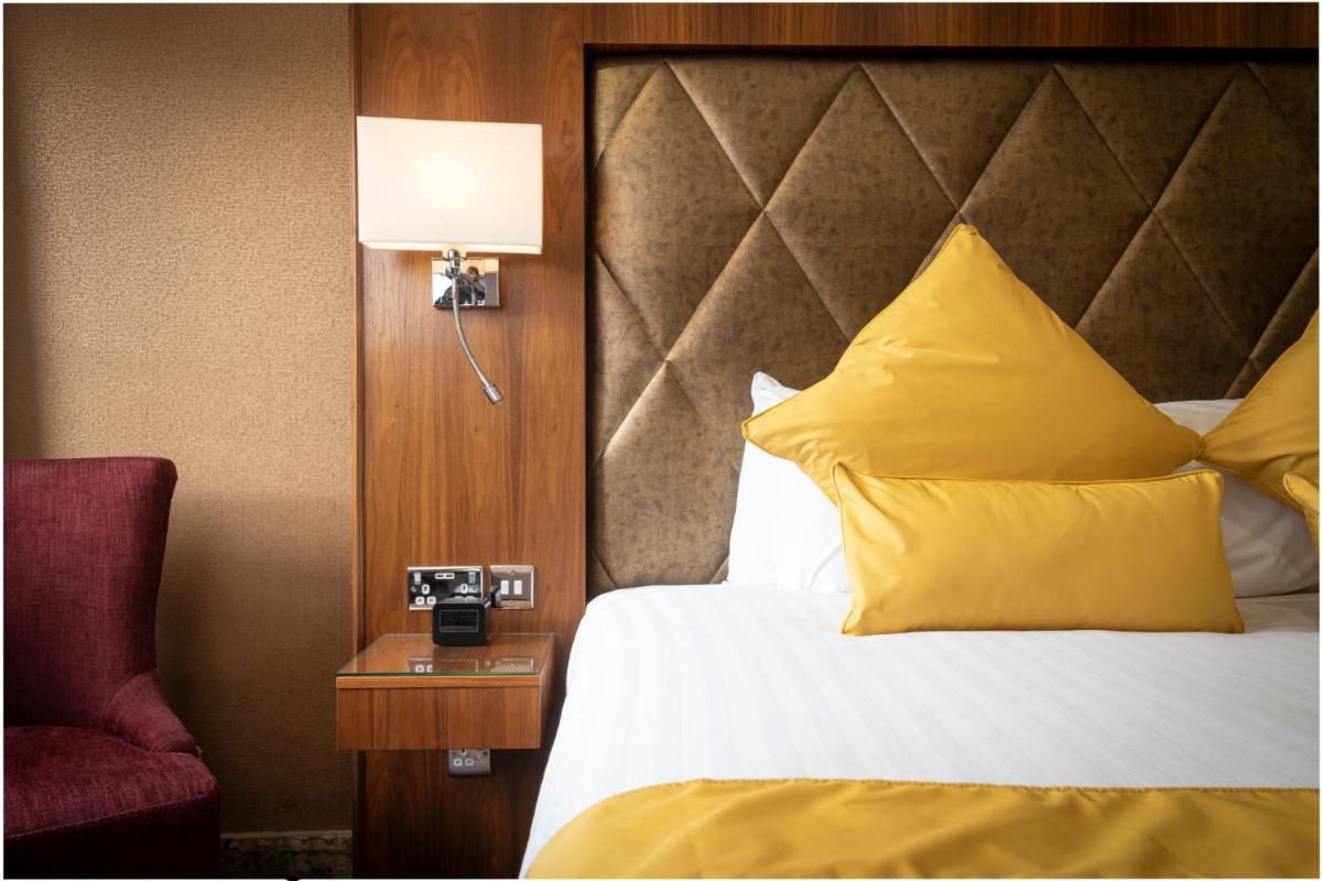 Donnington Manor Hotel - Housity