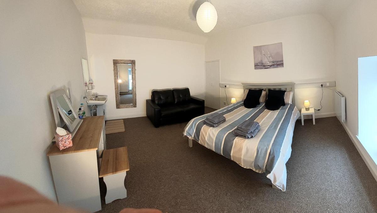 Keeles Townhouse - Housity