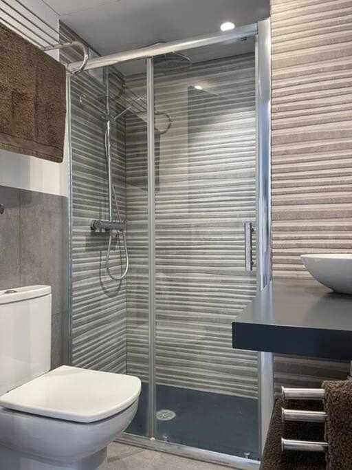 Apartment Coloma Piscina y Parking Hostem - Housity