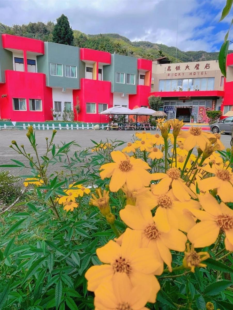 Shi Bi Hotel - Housity