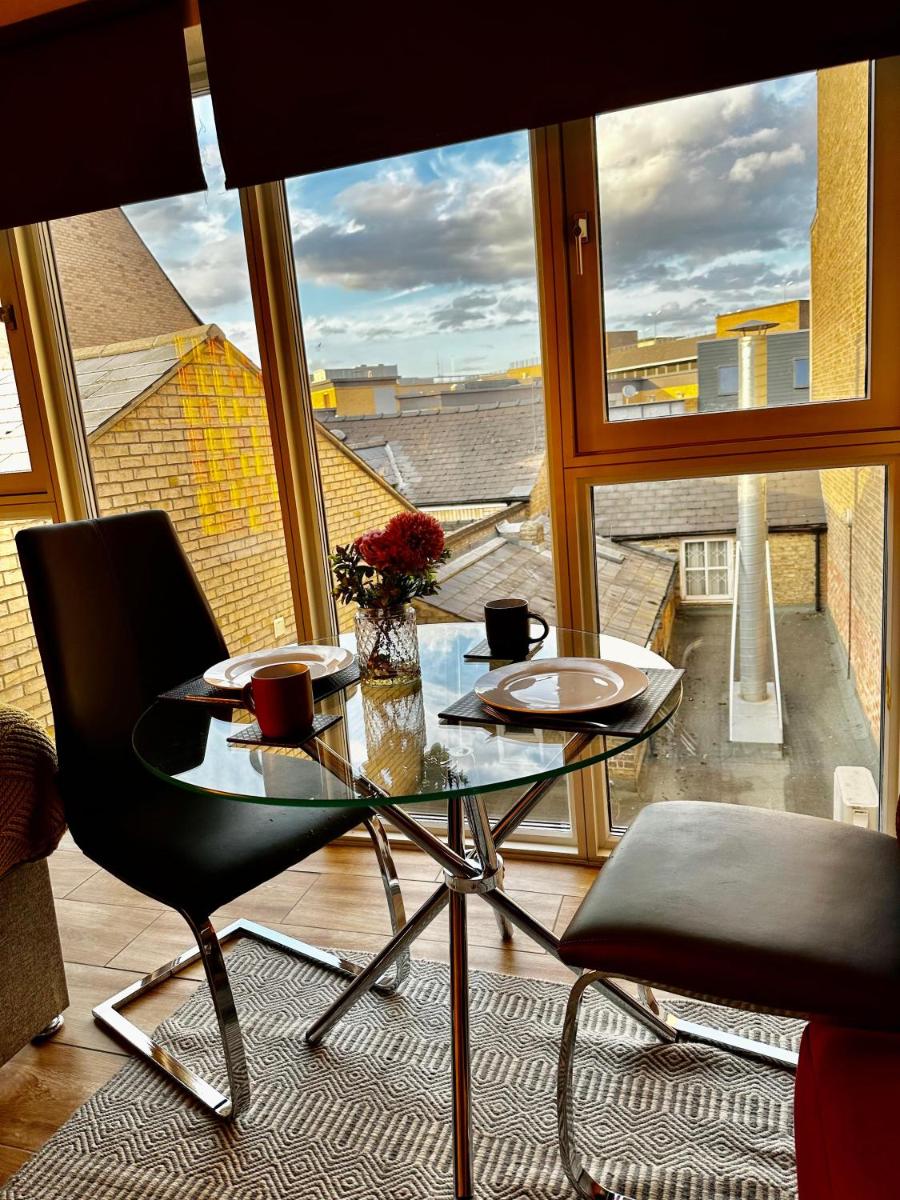 Koala & Tree - Cozy flats in the city centre of Cambridge - Short Lets & Serviced Accommodation - Housity