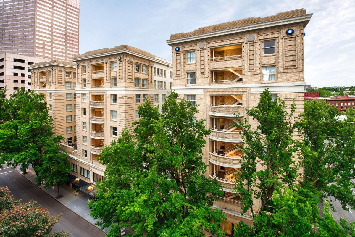 Embassy Suites by Hilton Portland Downtown - Housity