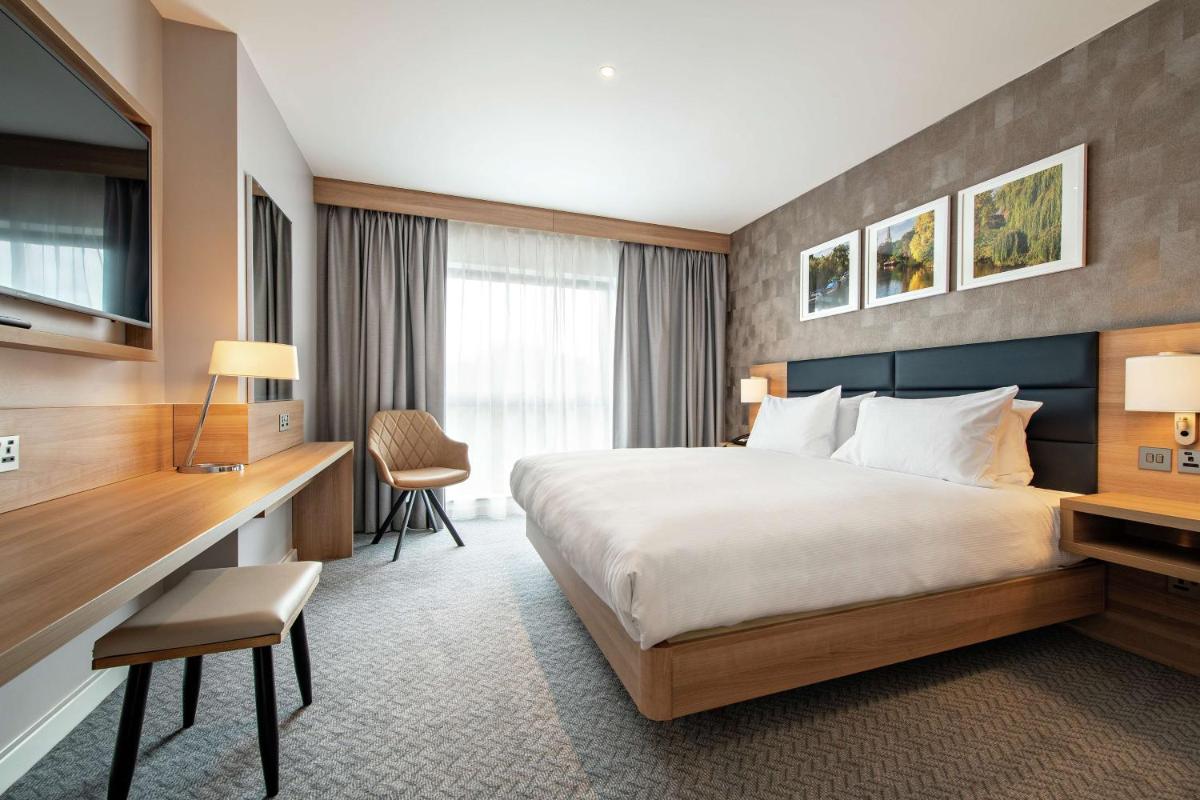 Hilton Garden Inn Abingdon Oxford - Housity