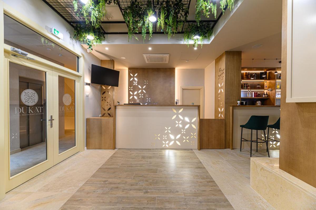 Hotel DUKAT - Housity