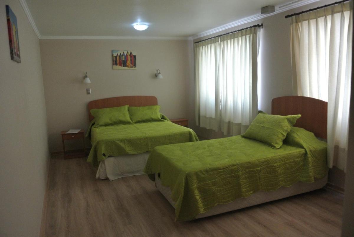 Hostal Solaris - Housity