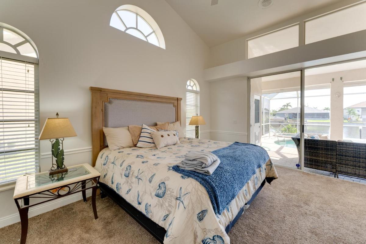Cape Coral Waterfront Home with Swimming Dock and Pool - Housity