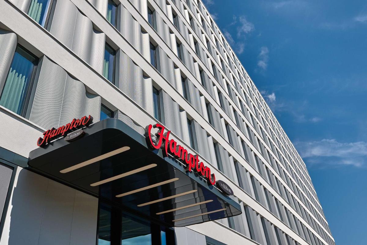Hampton by Hilton Berlin City Centre Alexanderplatz - Housity