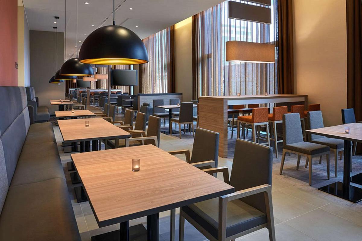 Hampton by Hilton Berlin City Centre Alexanderplatz - Housity