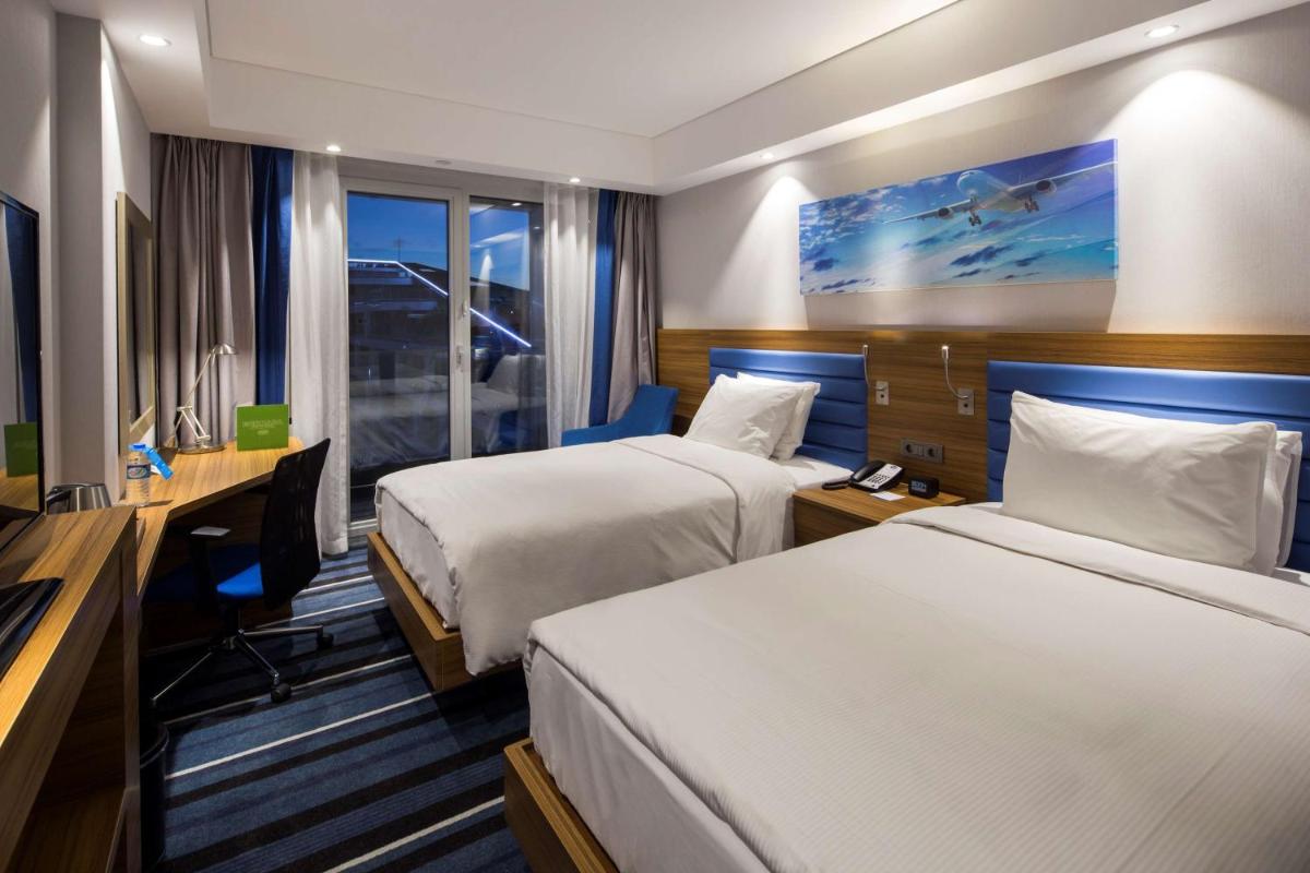 Hampton by Hilton Istanbul Kurtkoy - Housity