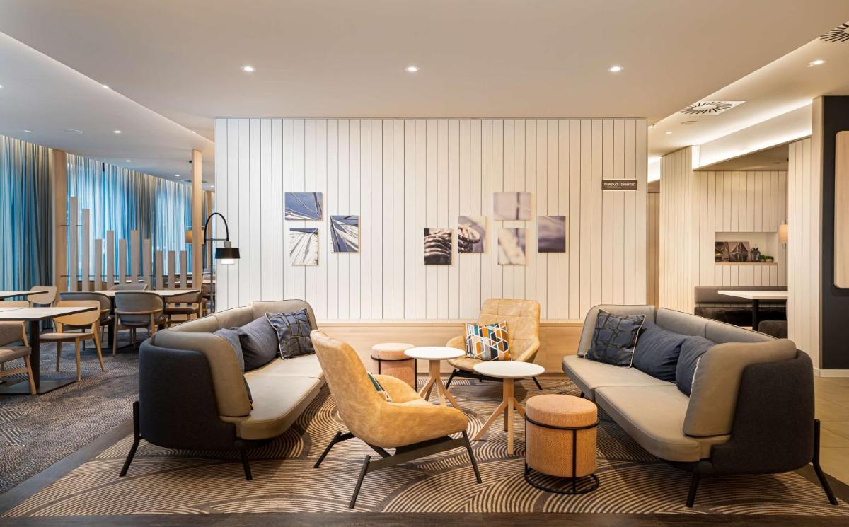 Hampton By Hilton Kiel - Housity