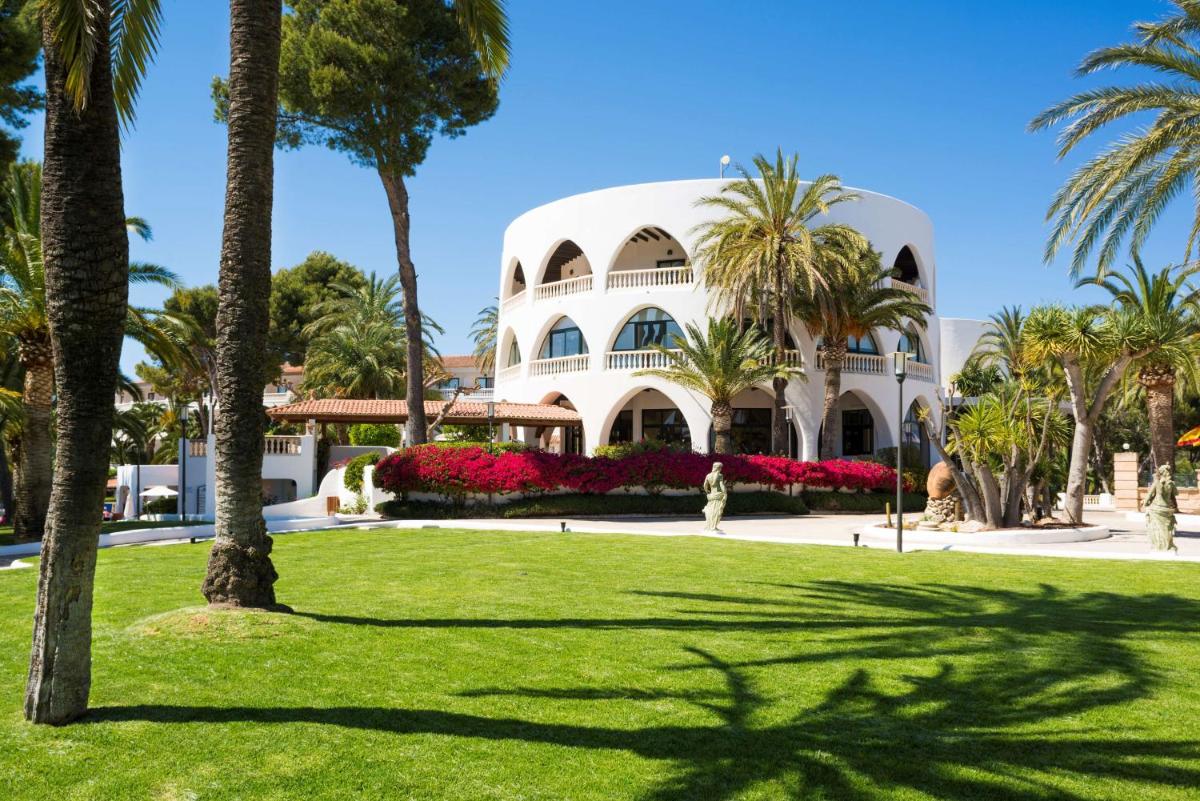 Jardín al aire libre en Hilton Mallorca Galatzo