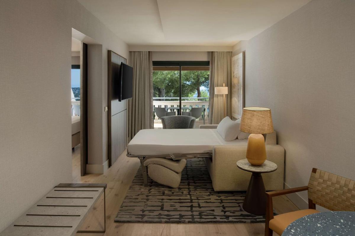 Cama o camas de una habitación en Hilton Mallorca Galatzo
