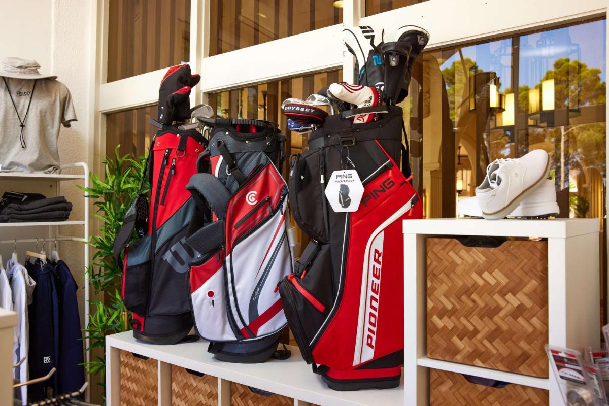 Instalaciones para jugar al golf en el hotel o alrededores
