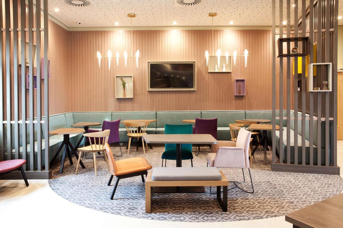 Hampton by Hilton Munich Airport South - Housity