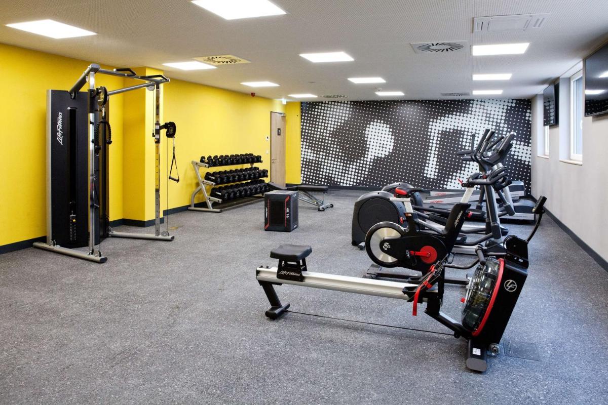 Hampton by Hilton Munich Airport South - Housity