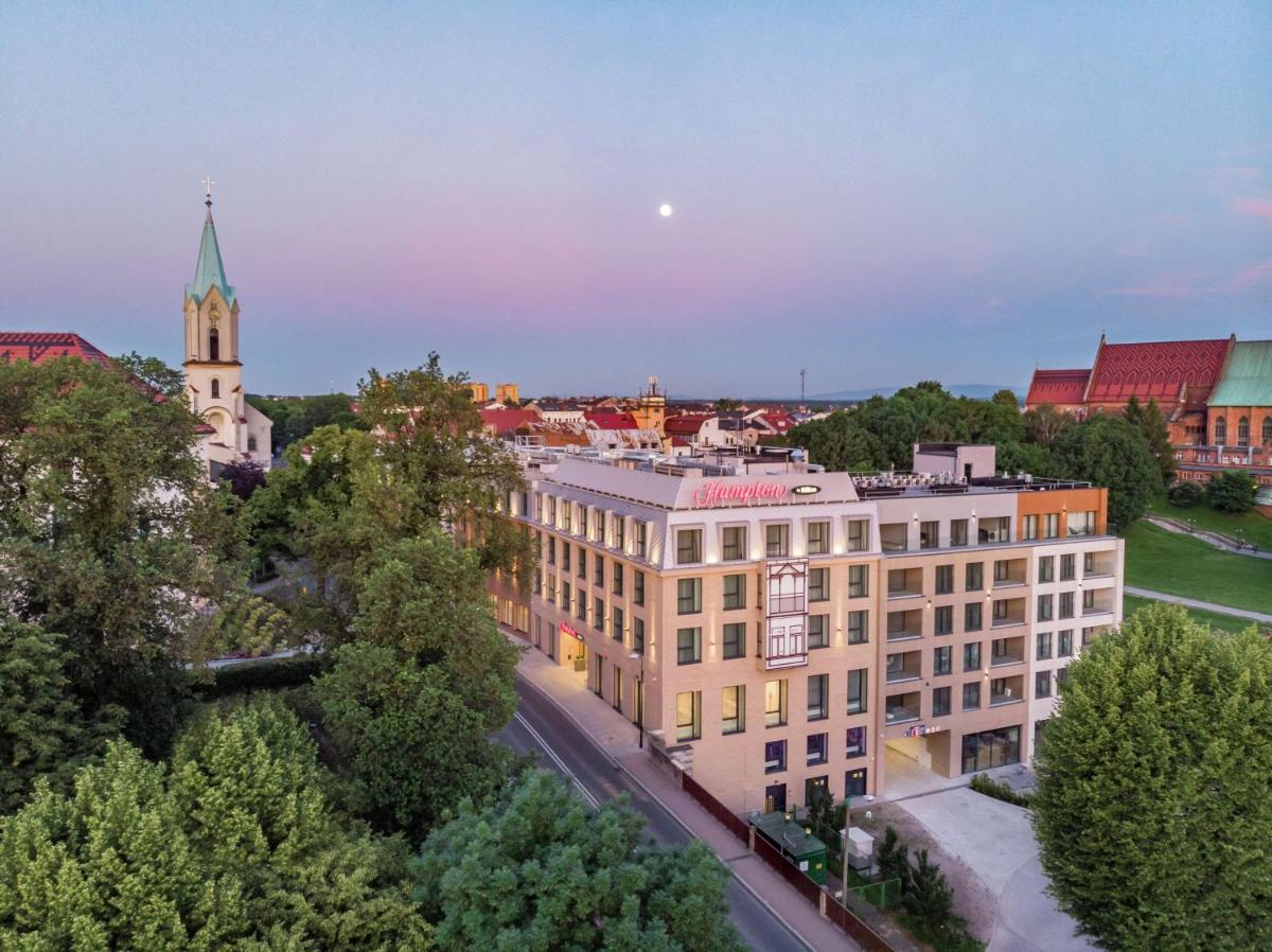 Hampton by Hilton Oswiecim - Housity