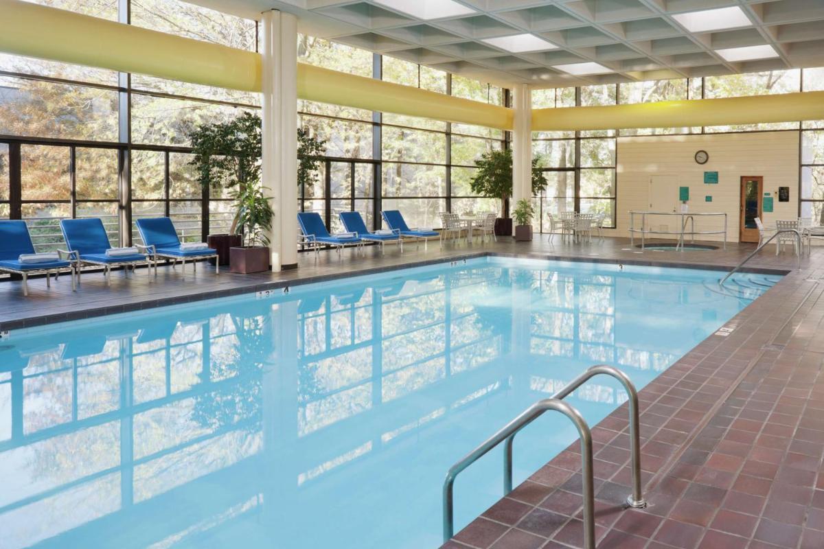Suitetrails - DoubleTree by Hilton Kansas City - Overland Park